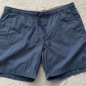L.L. Bean Men's Flat Front Shorts - Blue